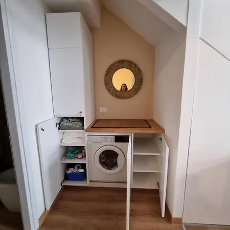 아파트 Un Gioiello Tra Mare E Carruggi *