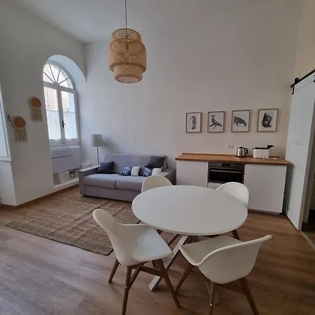 Un Gioiello Tra Mare E Carruggi 아파트 칼로포테